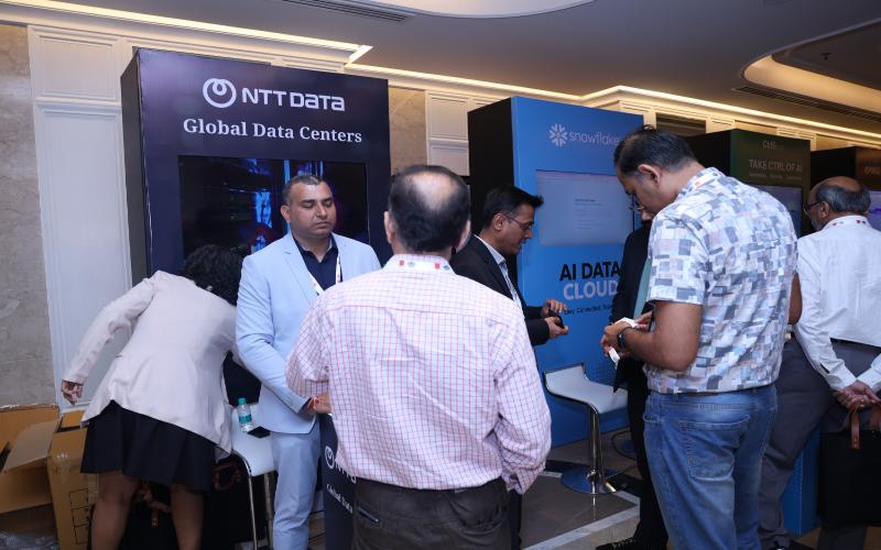 PFA, Booths & Networking (25)