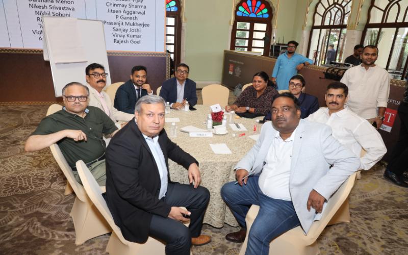 c-suite-glimpses (33)